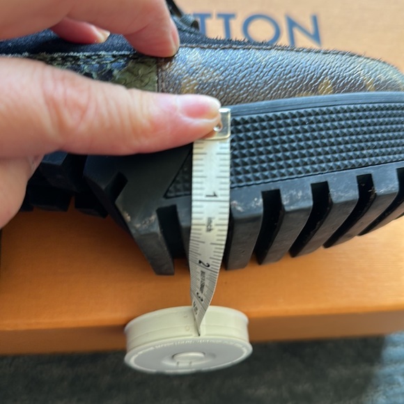 Authentic Louis Vuitton Laureate platform desert boot with snakeskin detail 37 - Picture 6 of 10